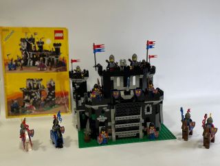 ✨ odbočka! ✨ 👉🏼 Paralelně s nadílkou z Dánska jsme lovili i v okolí! 👉🏼 Výsledek? Tihle sirotci hledají nového majitele!...