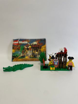 ✨ odbočka č.2! ✨ 👉🏼 Ten kdo už byl na prodejně, si určitě všimnul, že v té vitríně toho je podstatně více! 👉🏼 No a tady...