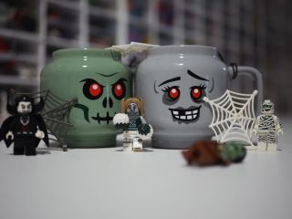 🕸️ SOUTĚŽ! 🕸️ 👻 Dáme si halloweenský speciál! 👉🏼 Uhádněte správnou odpověď a vyhrajte hrníček (na obrázku)! 👉🏼 Napište do...